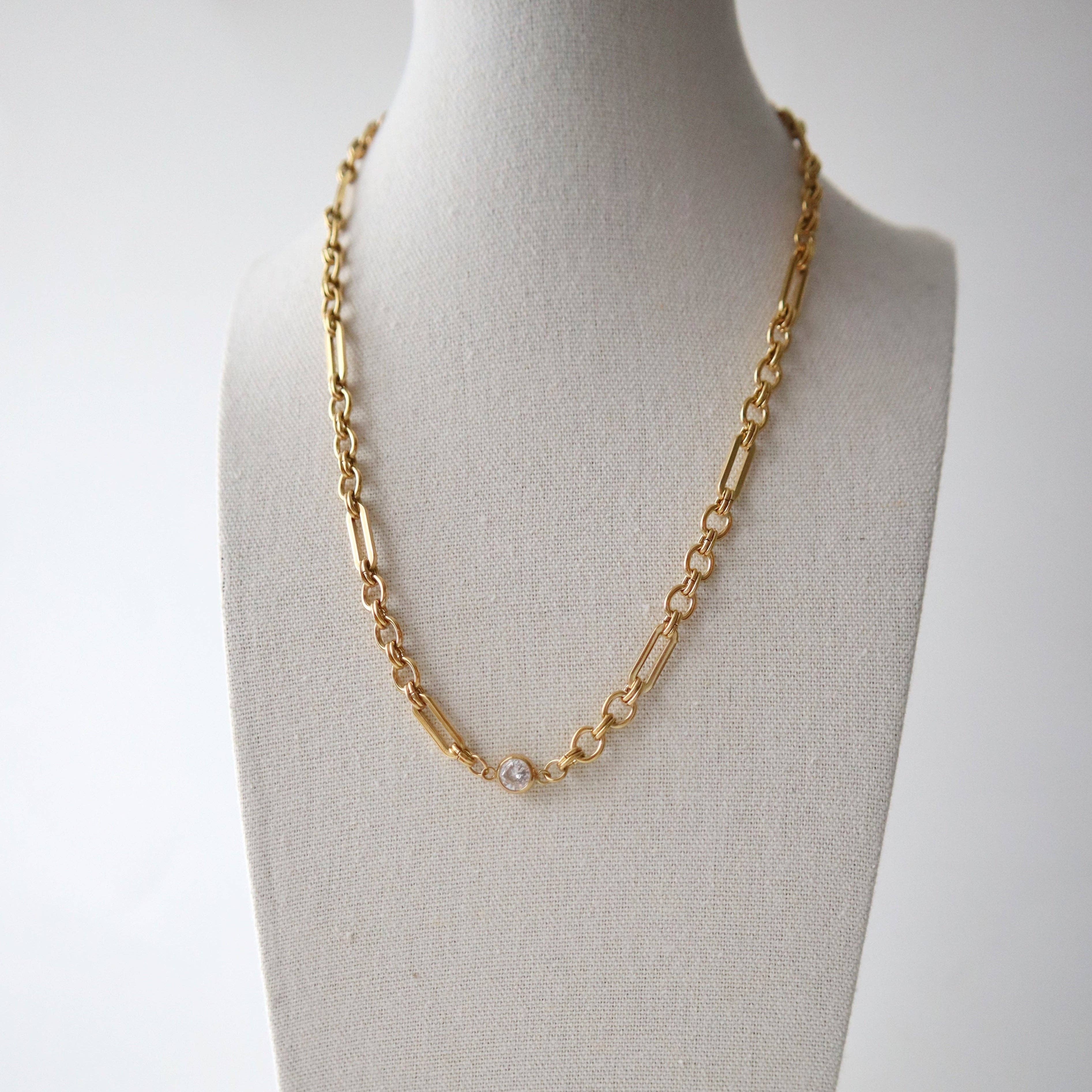 Solenne Chain Necklace