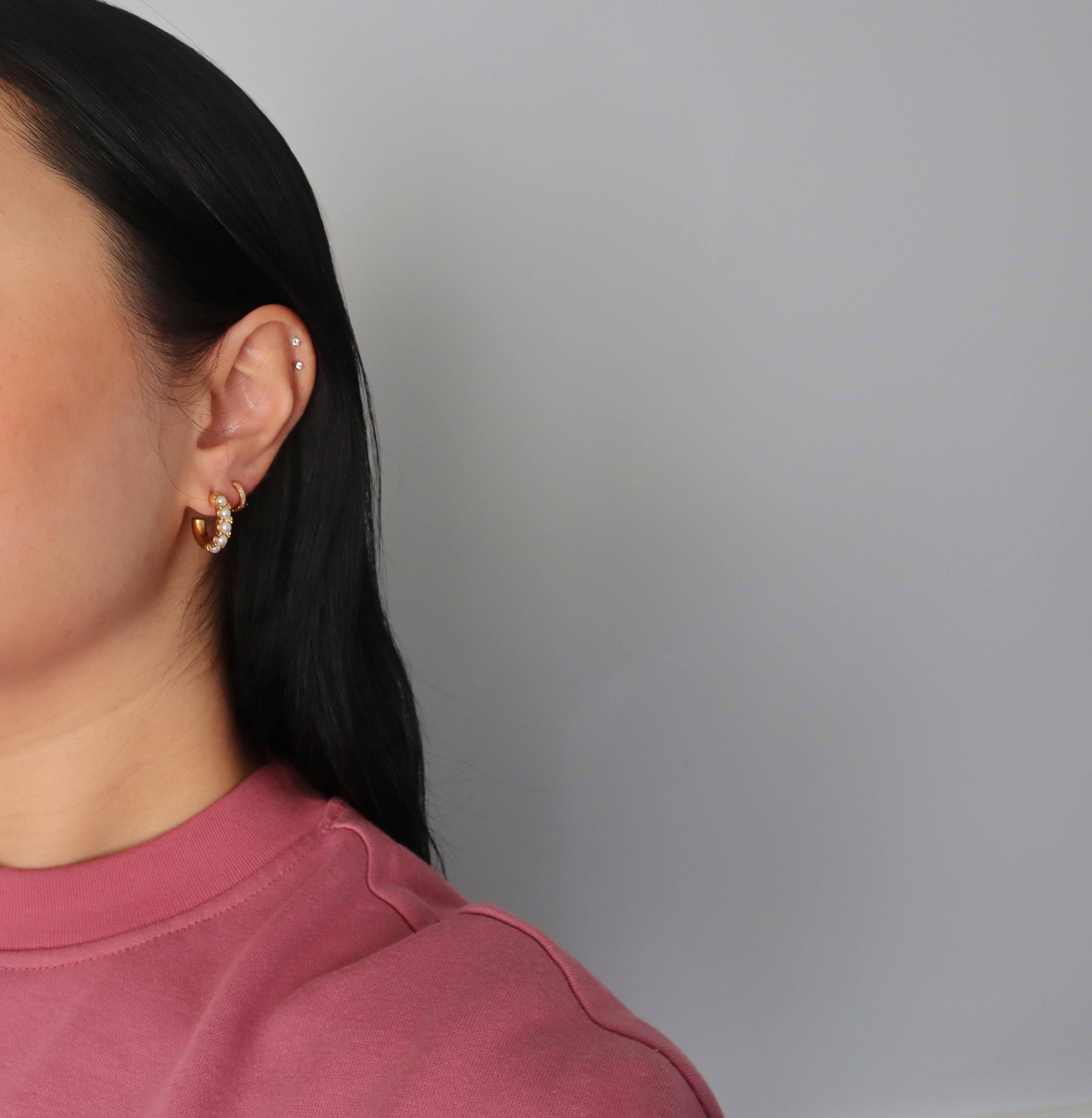 Nori Pearl Hoop Earrings