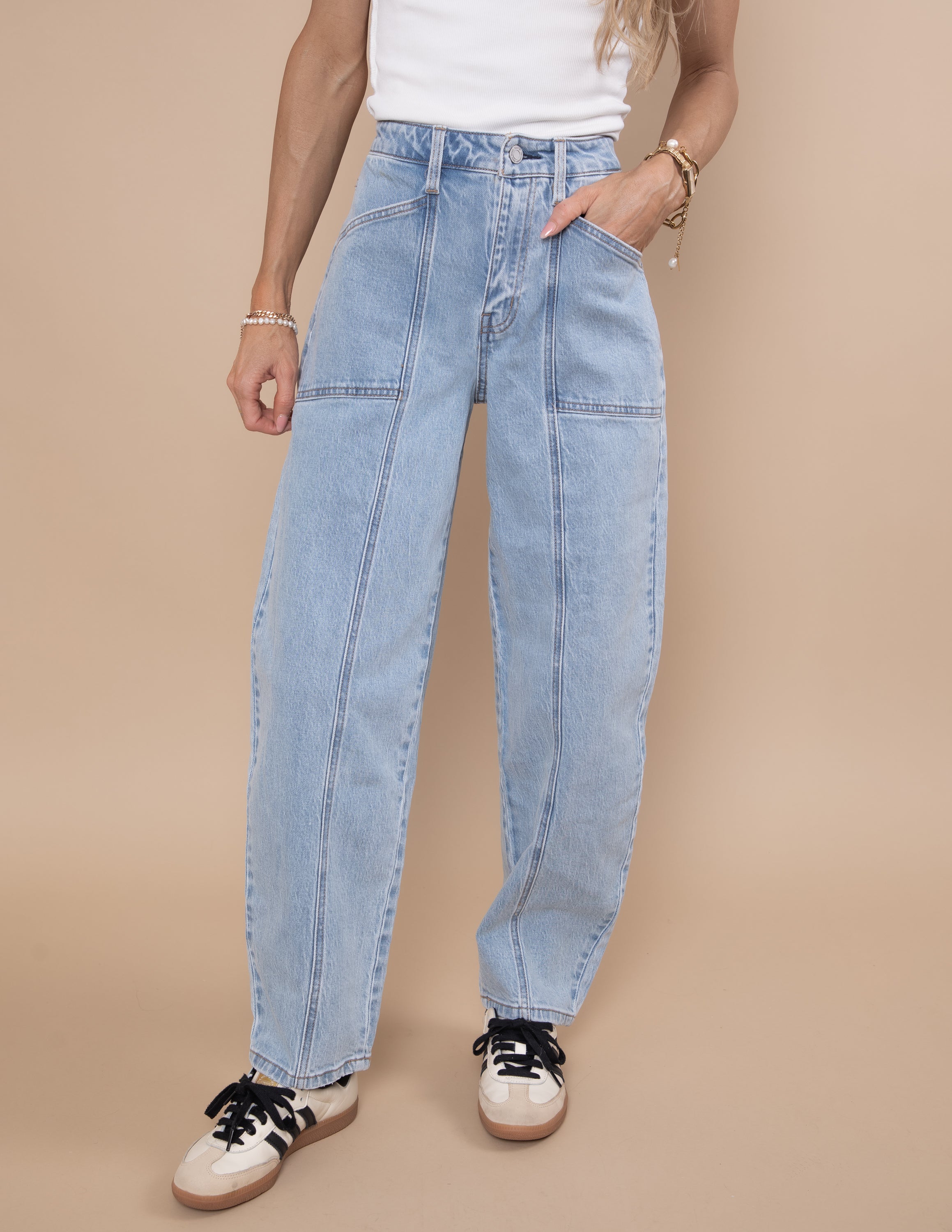 Victoria Barrel Jeans