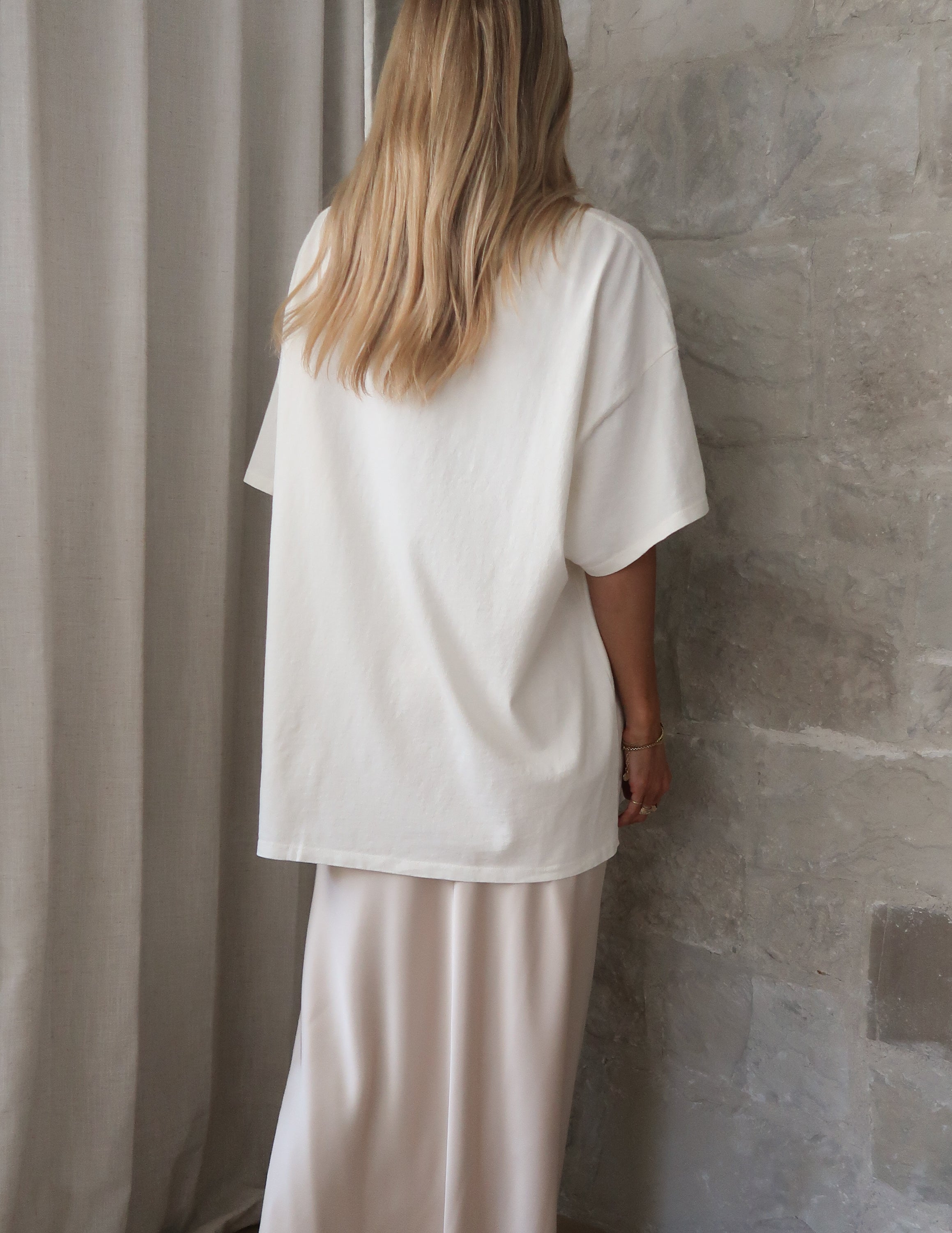Relaxed Rouge Tee