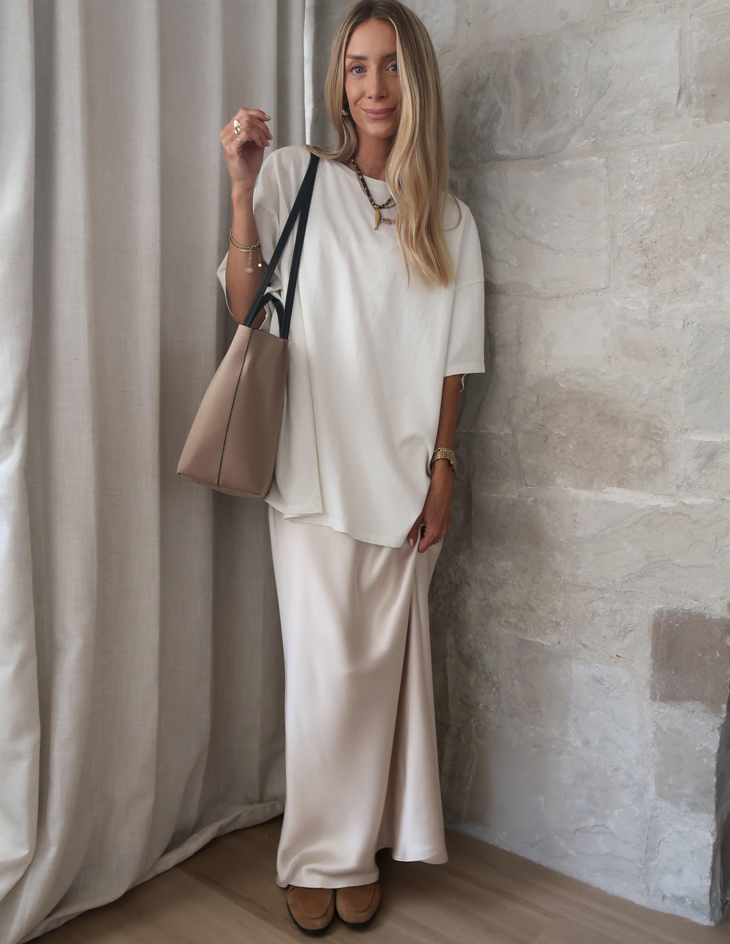 Relaxed Rouge Tee