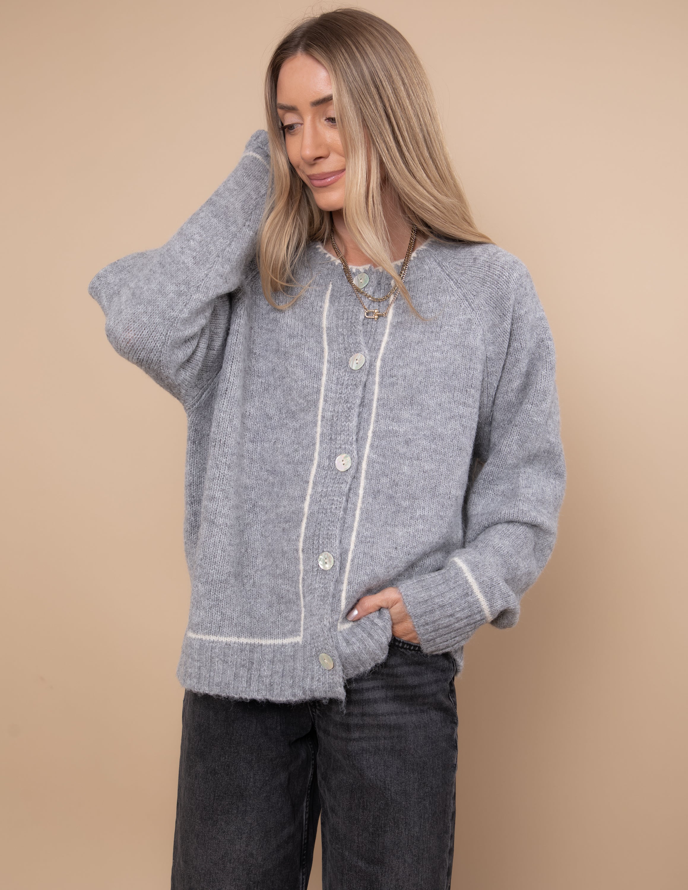 Annika Sweater Cardigan
